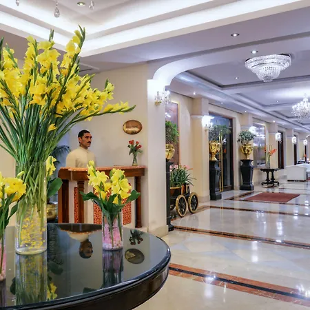 Hotel Clarks Varanasi Limited-3